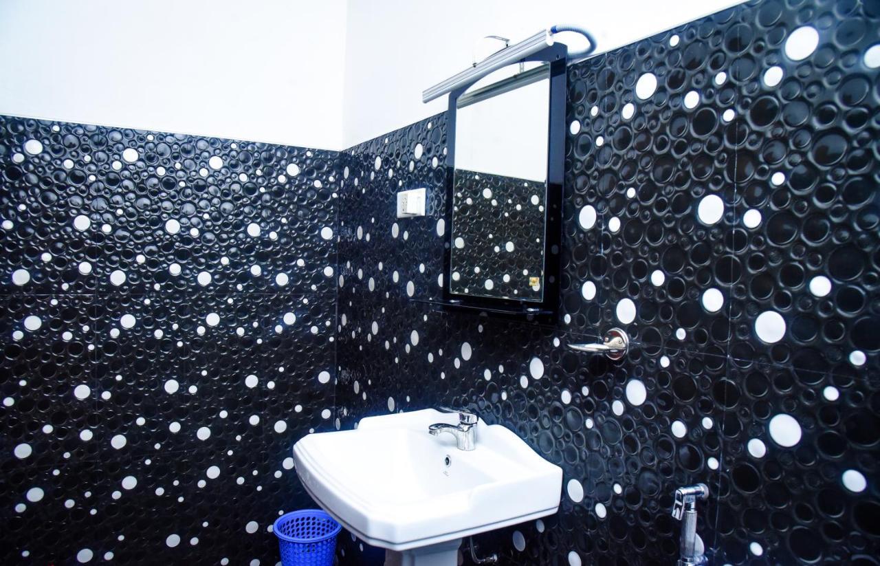 Eco Diamond Palace Ella Luaran gambar